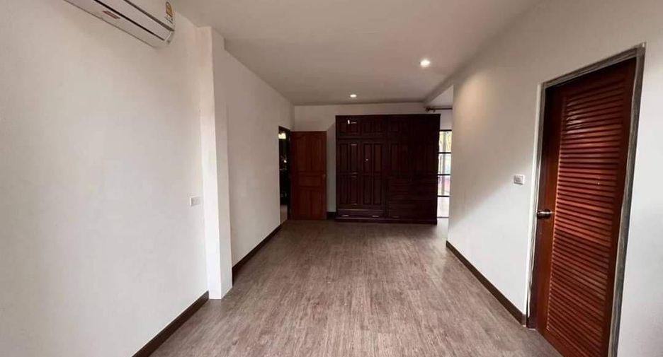 Haus zum Kauf mit 5 Zimmer in Hang Dong, Chiang Mai