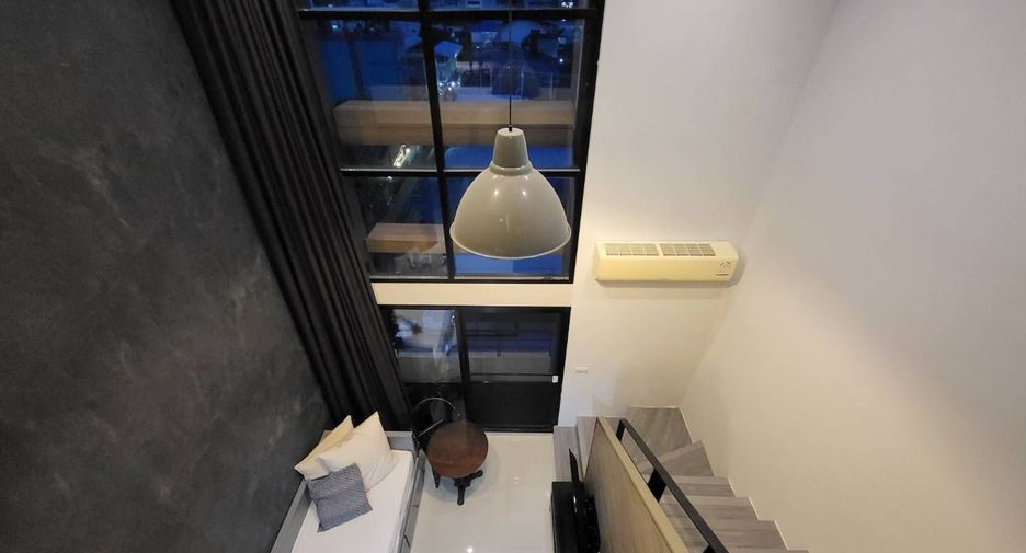 For sale 1 bed condo in Huai Khwang, Bangkok