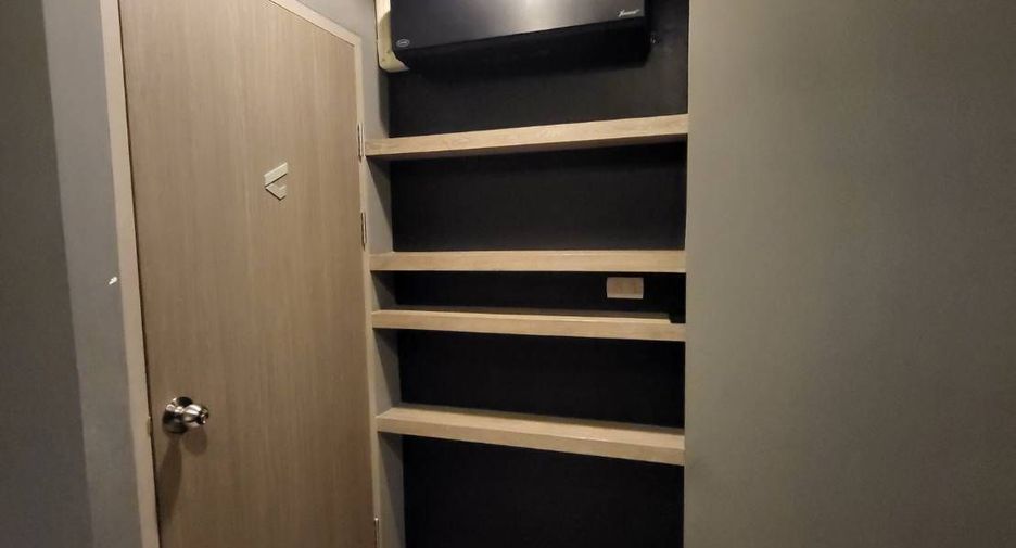 For sale 1 bed condo in Huai Khwang, Bangkok