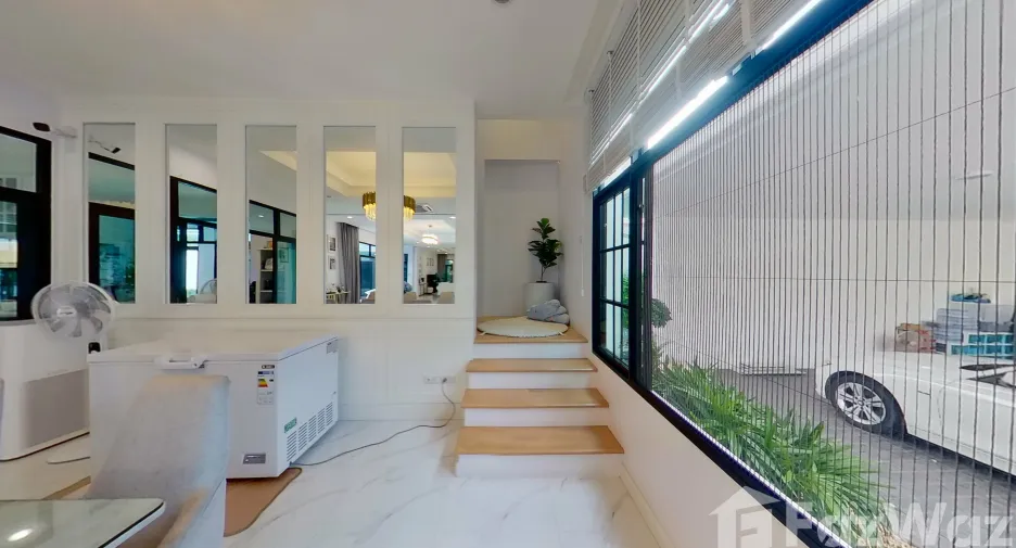 Villa zum Kauf mit 4 Zimmer in Hang Dong, Chiang Mai