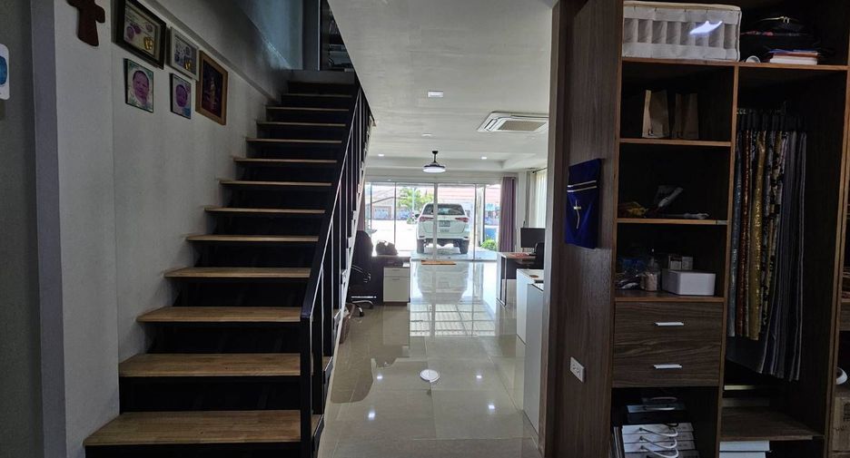 For sale 2 bedrooms townhouse in Hua Hin, Prachuap Khiri Khan