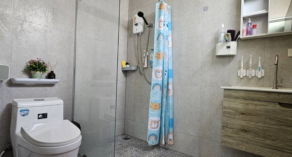 For sale 2 bedrooms townhouse in Hua Hin, Prachuap Khiri Khan