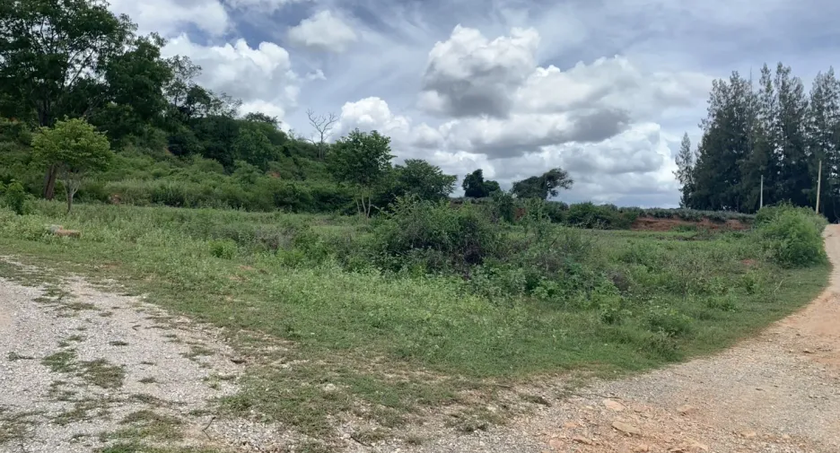 Terreno en venta en Pran Buri, Prachuap Khiri Khan