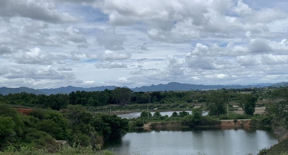 出售 土地 在 Pran Buri, 班武里府