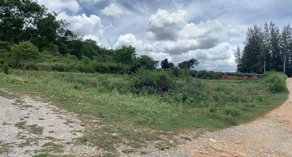 出售 土地 在 Pran Buri, 班武里府