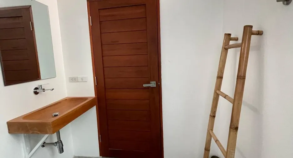 For sale 4 bedrooms house in Sam Roi Yot, Prachuap Khiri Khan