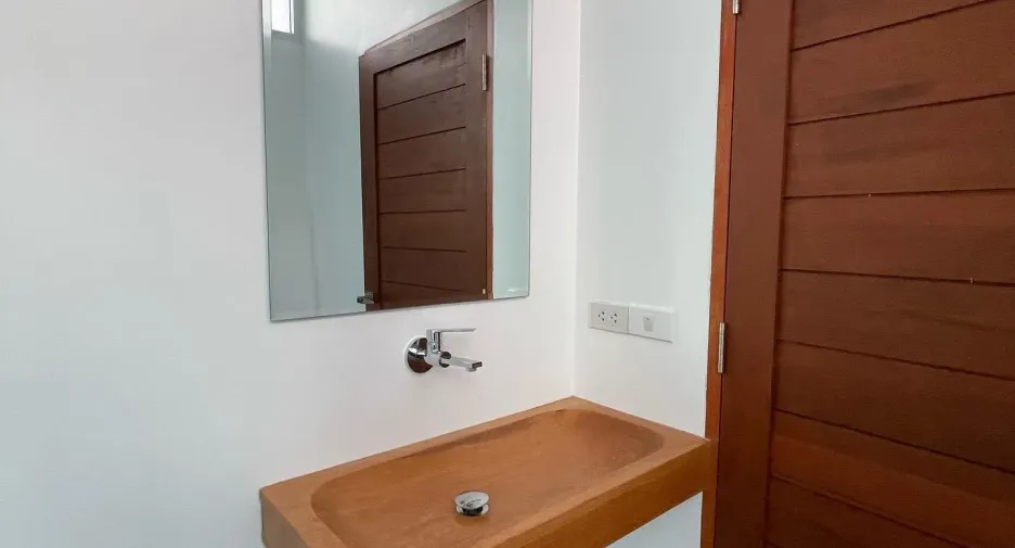 For sale 4 bedrooms house in Sam Roi Yot, Prachuap Khiri Khan
