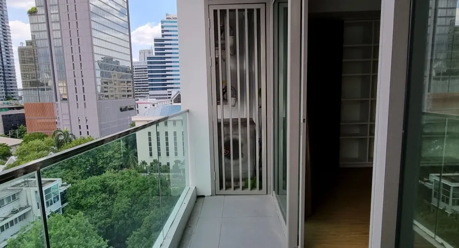 For sale and for rent 1 bed condo in Bang Rak, Bangkok