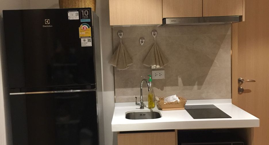 For sale 1 bed condo in Yan Nawa, Bangkok
