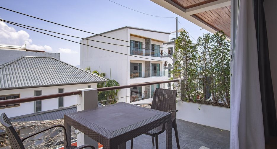 Casa adosada en alquiler de 4 habitaciones en Mueang Phuket, Phuket