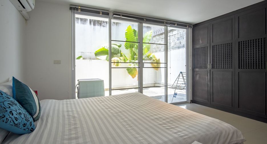 Casa adosada en alquiler de 4 habitaciones en Mueang Phuket, Phuket