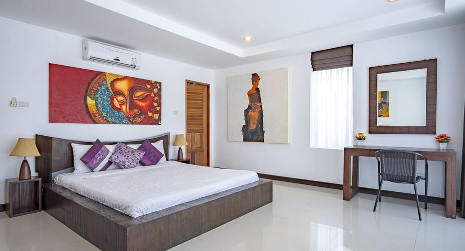 Casa adosada en alquiler de 4 habitaciones en Mueang Phuket, Phuket