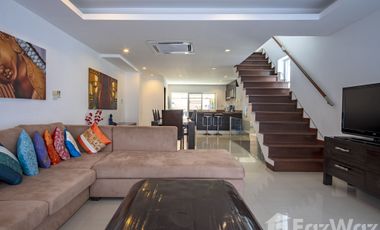 For rent 4 bedrooms townhouse in Mueang Phuket, Phuket