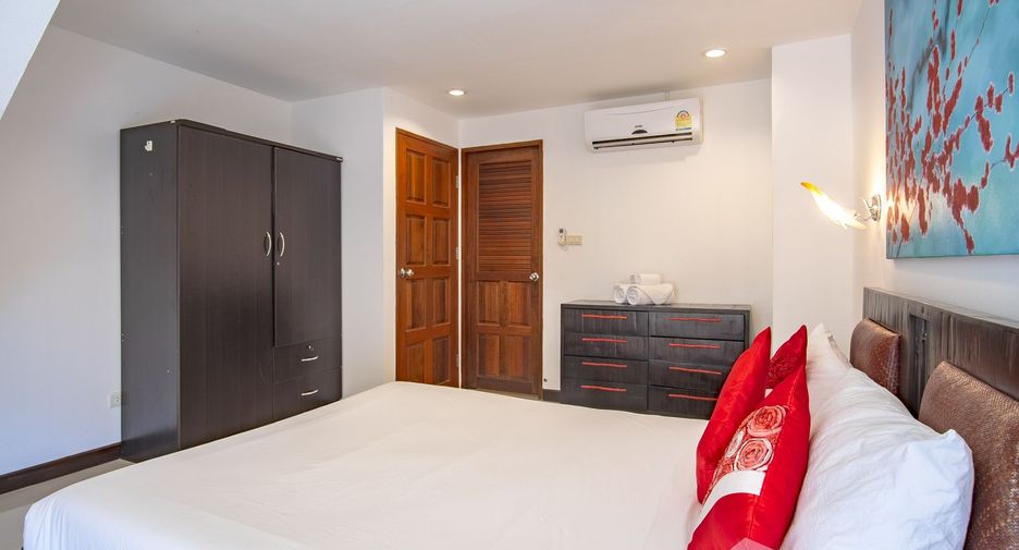 Casa adosada en alquiler de 4 habitaciones en Mueang Phuket, Phuket