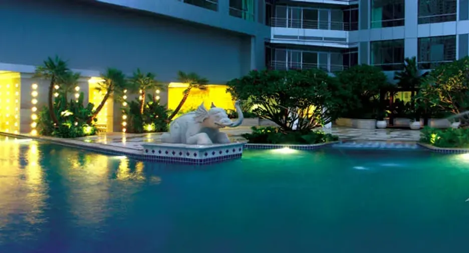 For sale and for rent 2 bedrooms condo in Sathon, Bangkok