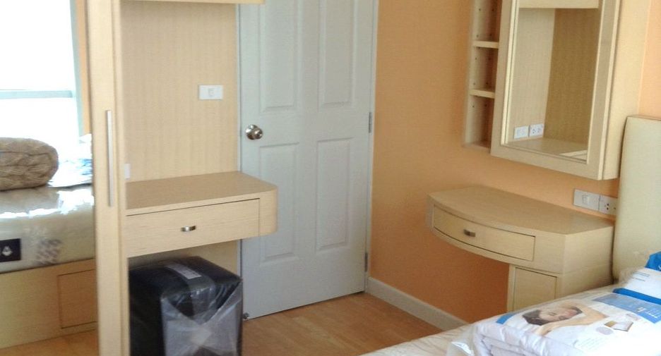 For sale and for rent 2 bedrooms condo in Sathon, Bangkok