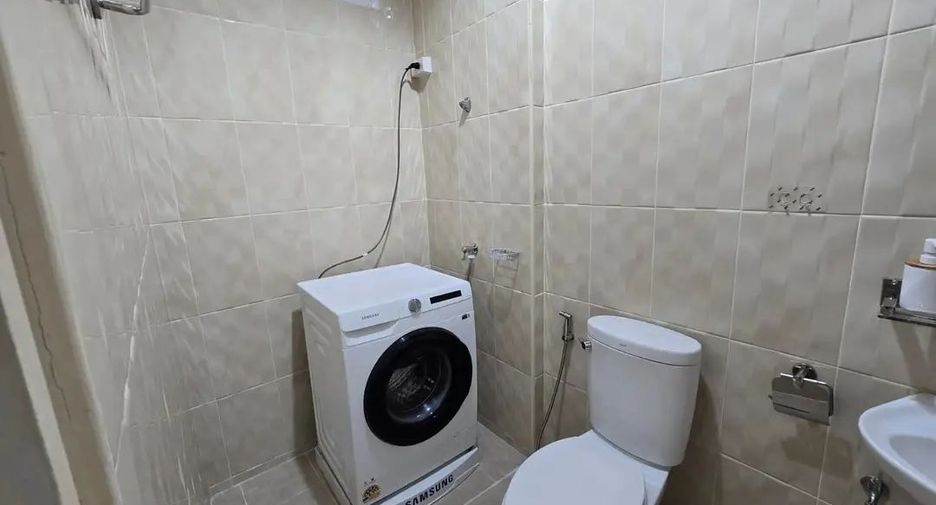For rent 3 bedrooms townhouse in Hua Hin, Prachuap Khiri Khan