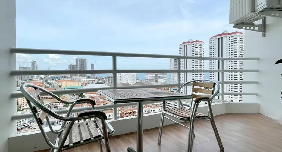 Wohnung zum Kauf mit Studio in Bang Lamung, Chonburi
