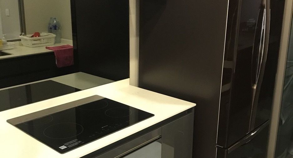 For sale 1 Beds condo in Khlong Toei, Bangkok