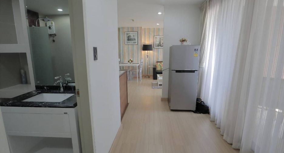 For sale 1 bed condo in Bang Lamung, Chonburi
