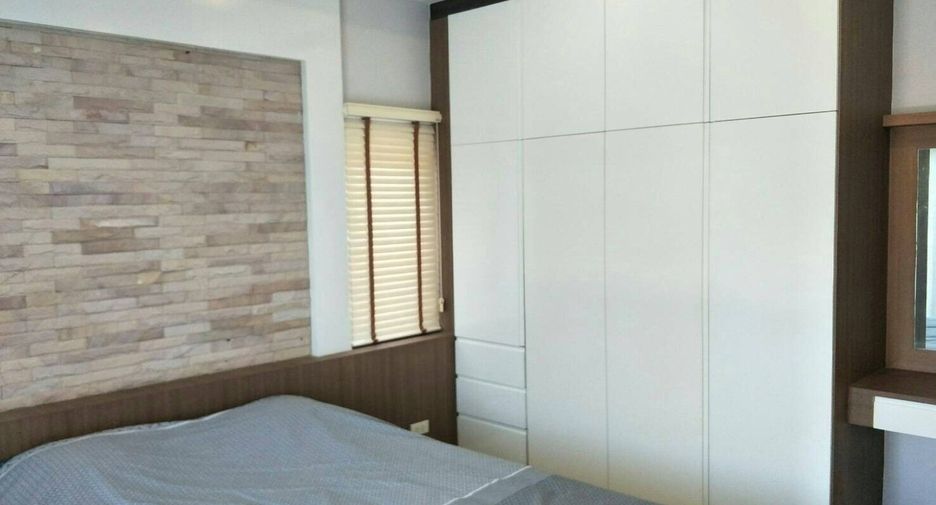 For rent 3 bedrooms house in Bang Lamung, Chonburi
