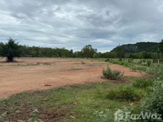 Grundstück zum Kauf in Pran Buri, Prachuap Khiri Khan