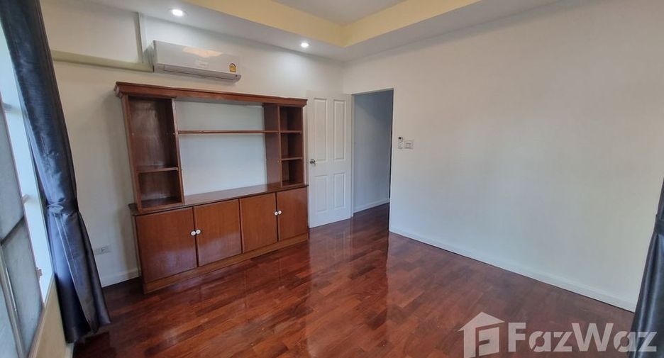 For sale and for rent 4 bedrooms villa in Hang Dong, Chiang Mai