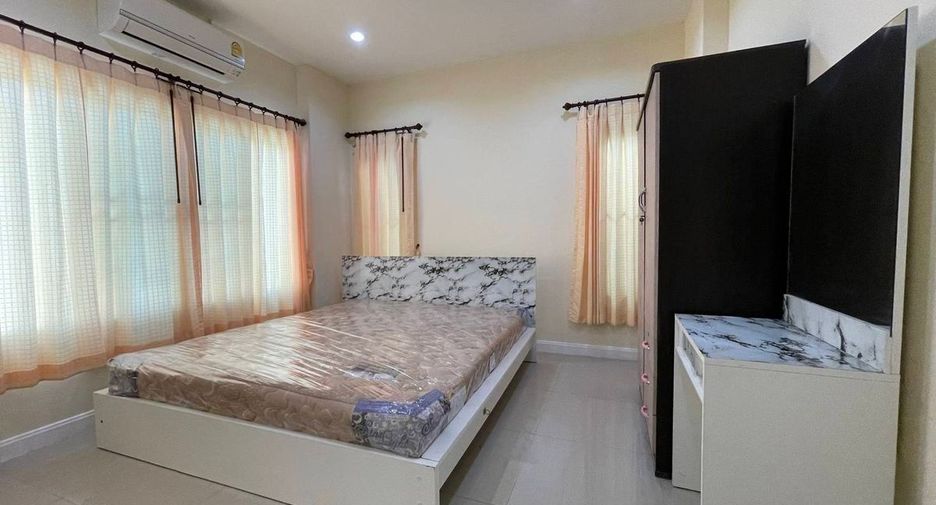Casa en alquiler de 2 habitaciones en Sattahip, Chonburi