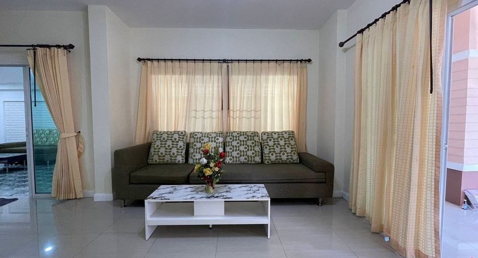 Casa en alquiler de 2 habitaciones en Sattahip, Chonburi