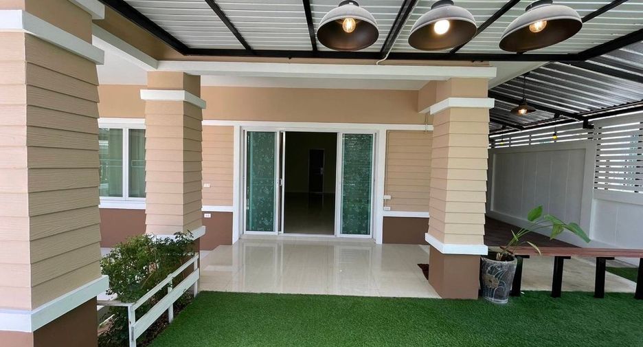 Casa en alquiler de 2 habitaciones en Sattahip, Chonburi