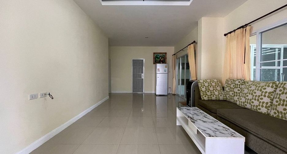 Casa en alquiler de 2 habitaciones en Sattahip, Chonburi