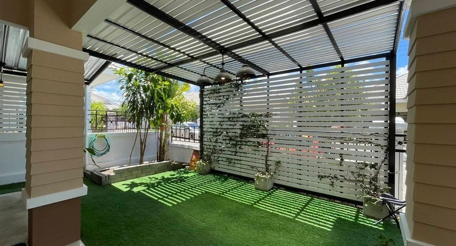 Casa en alquiler de 2 habitaciones en Sattahip, Chonburi