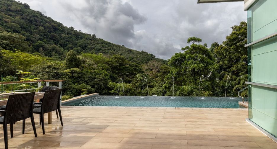 Villa en venta de 4 habitaciones en Kathu, Phuket
