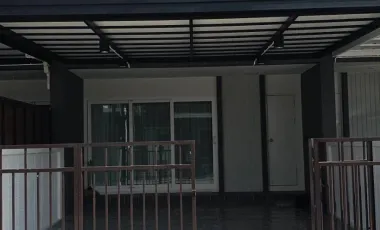 For rent 3 bedrooms townhouse in Mueang Phuket, Phuket