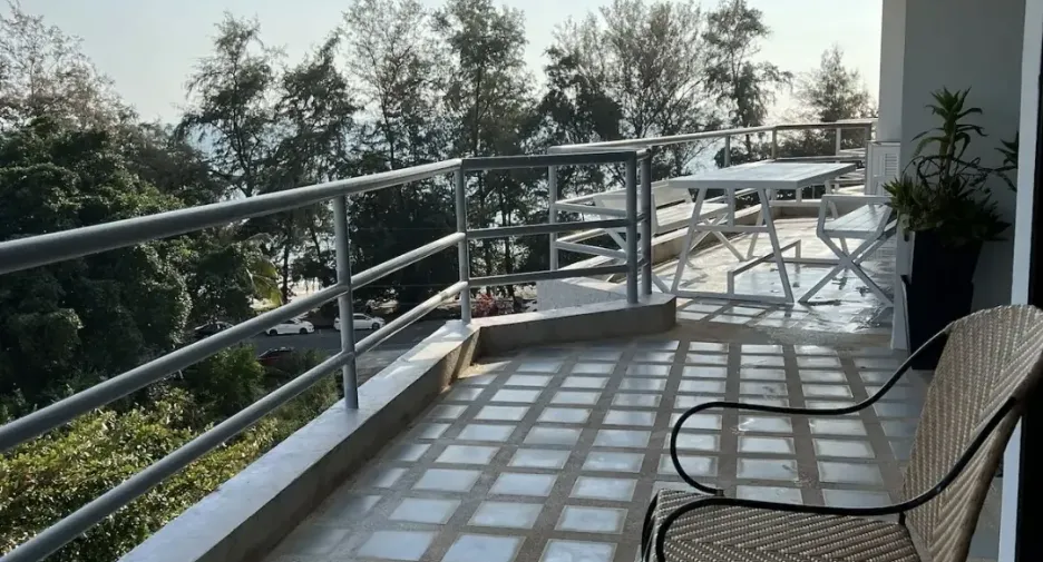For sale 1 bed condo in Mueang Rayong, Rayong