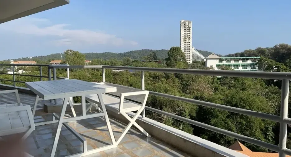For sale 1 bed condo in Mueang Rayong, Rayong
