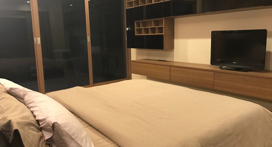 ขาย และ ให้เช่า 3 ห้องนอน คอนโด ใน คลองเตย, กรุงเทพฯ