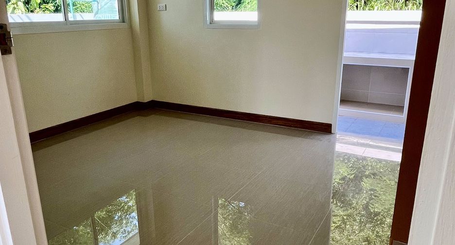 For sale 3 bedrooms house in Bang Saray, Pattaya