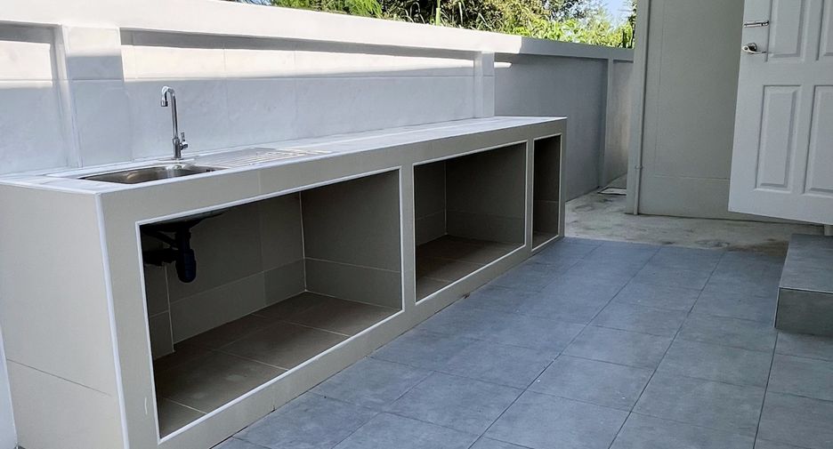 For sale 3 bedrooms house in Bang Saray, Pattaya