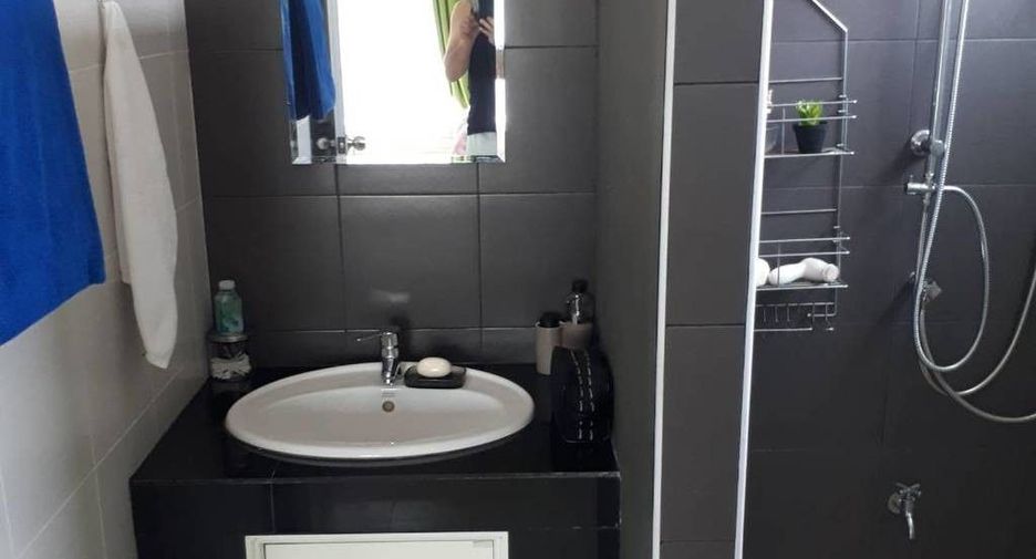 For sale 2 bedrooms house in San Kamphaeng, Chiang Mai