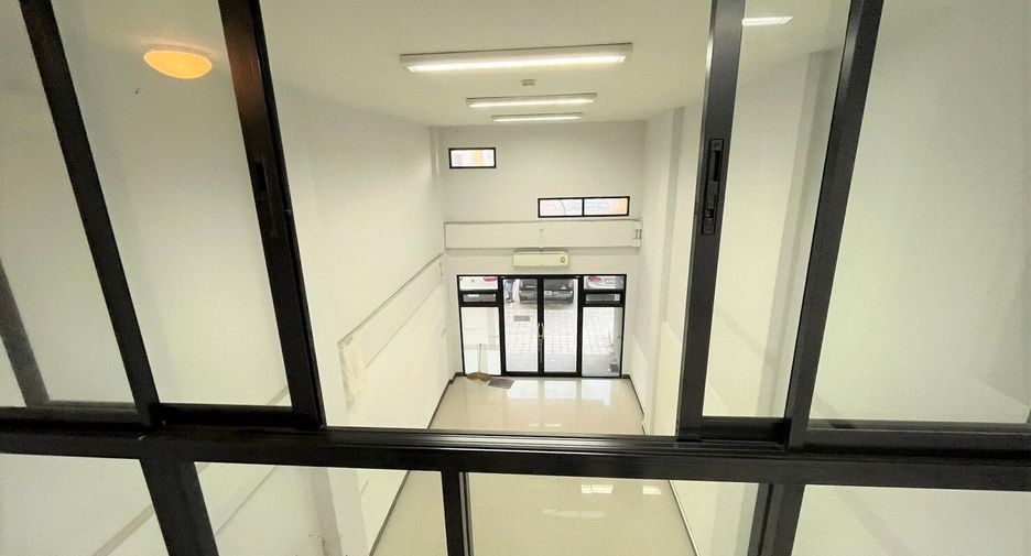 For sale 3 bedrooms townhouse in Mueang Chiang Mai, Chiang Mai