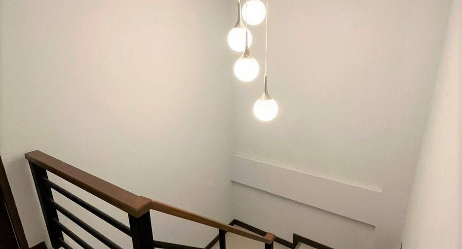 For sale 3 bedrooms townhouse in Mueang Chiang Mai, Chiang Mai