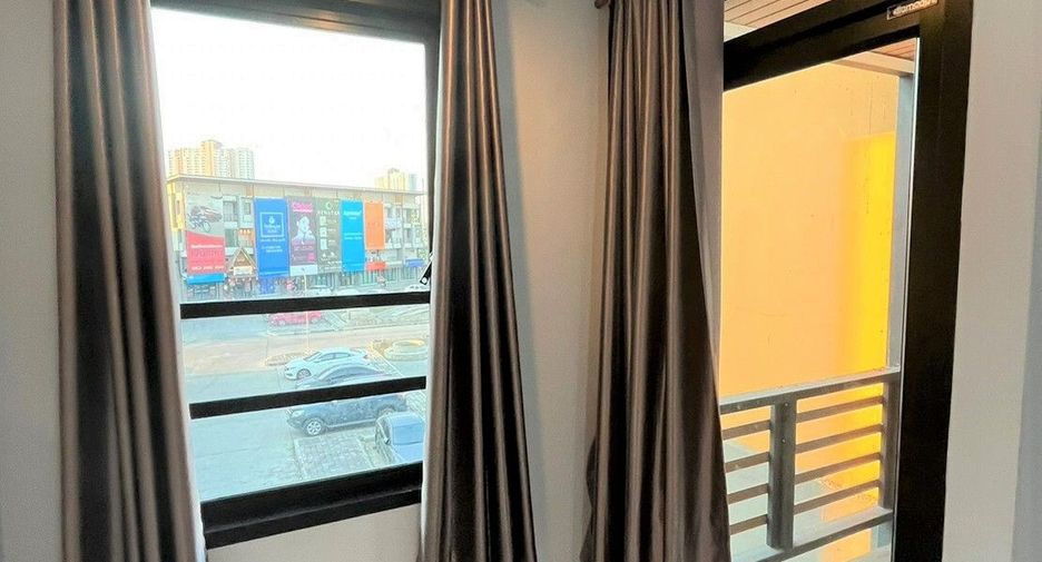 For sale 3 bedrooms townhouse in Mueang Chiang Mai, Chiang Mai