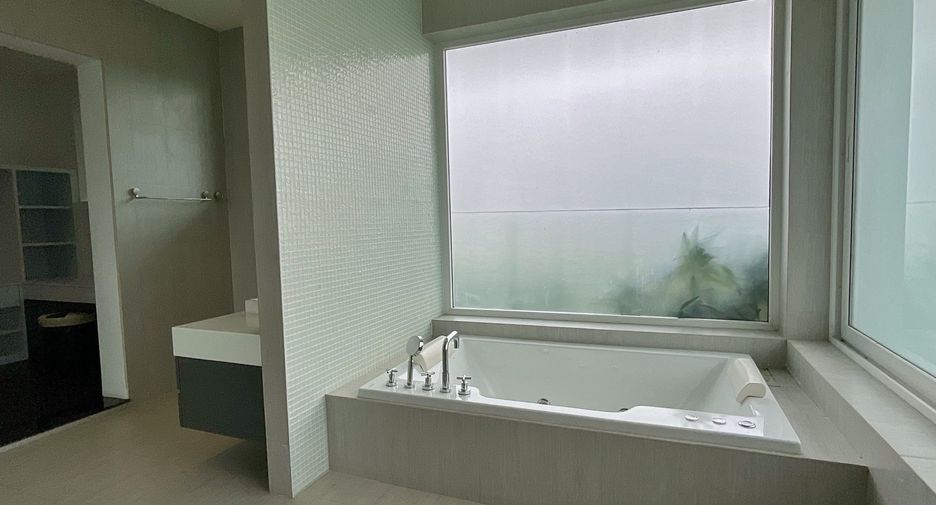 Villa en alquiler de 4 habitaciones en Thalang, Phuket
