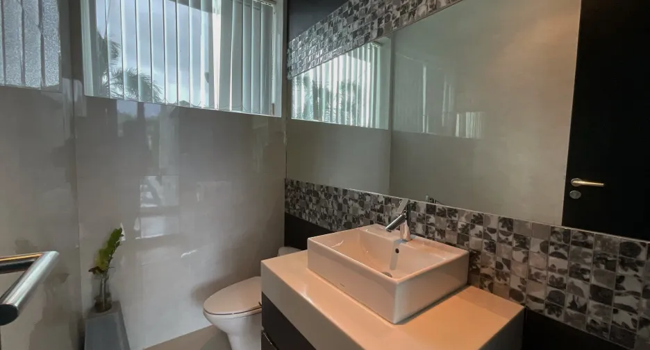 Villa en alquiler de 4 habitaciones en Thalang, Phuket