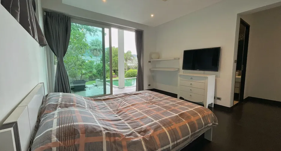 Villa en alquiler de 4 habitaciones en Thalang, Phuket
