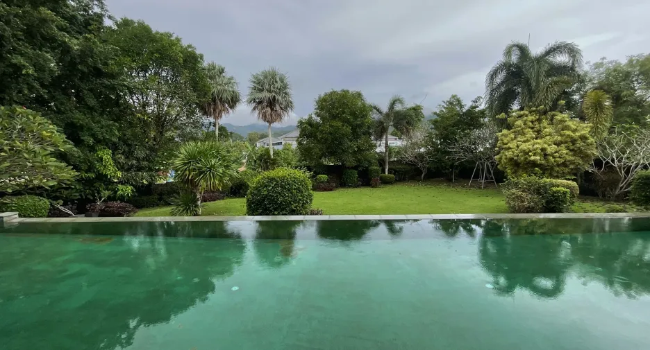 Villa en alquiler de 4 habitaciones en Thalang, Phuket