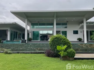 出租 4 卧室 别墅 在 塔朗, 普吉