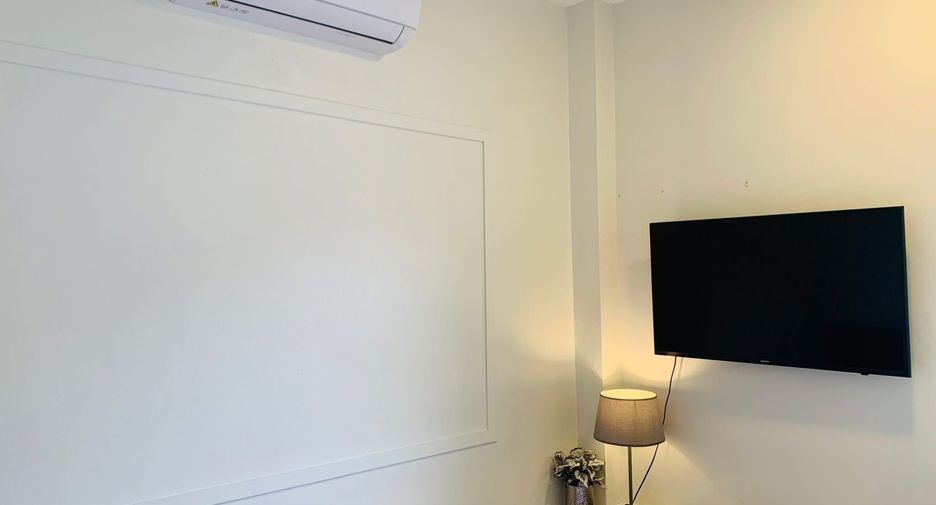 For rent 3 bedrooms villa in Bang Lamung, Chonburi