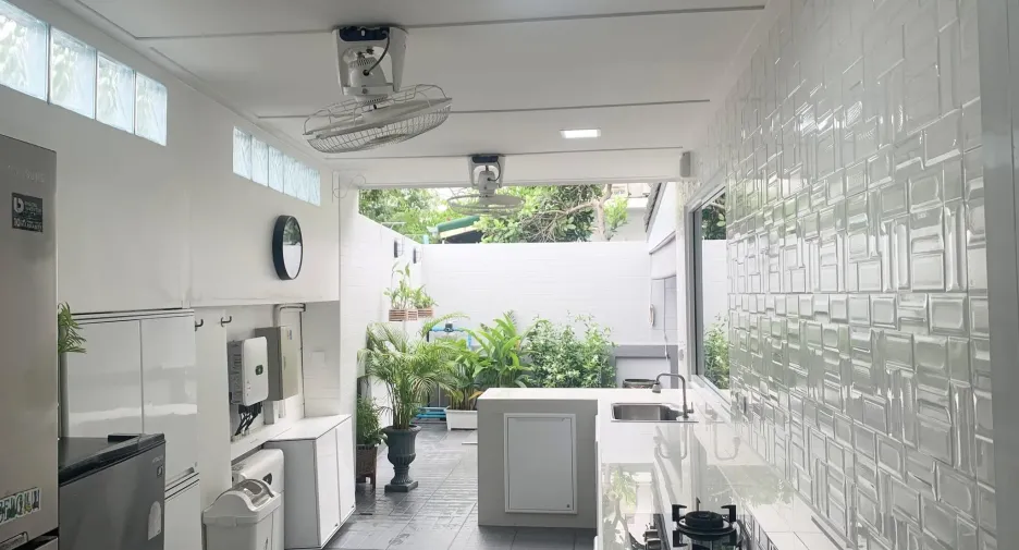 For rent 3 bedrooms villa in Bang Lamung, Chonburi